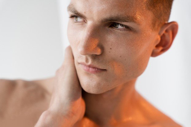 contorno de ojos antiarrugas hombre
