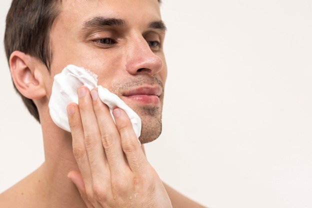 rutina facial hombre
